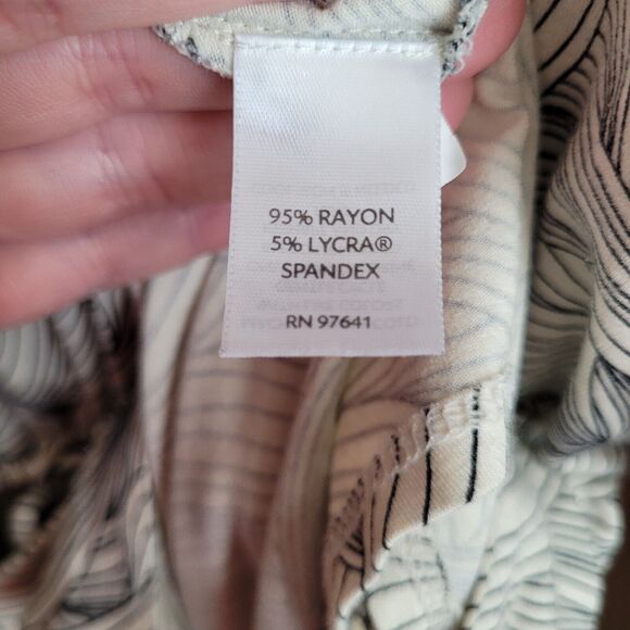 J. Jill Womens Tunic Blouse Size XL Cream Black Leaf Print Drawstring Waist Long - Picture 6 of 10